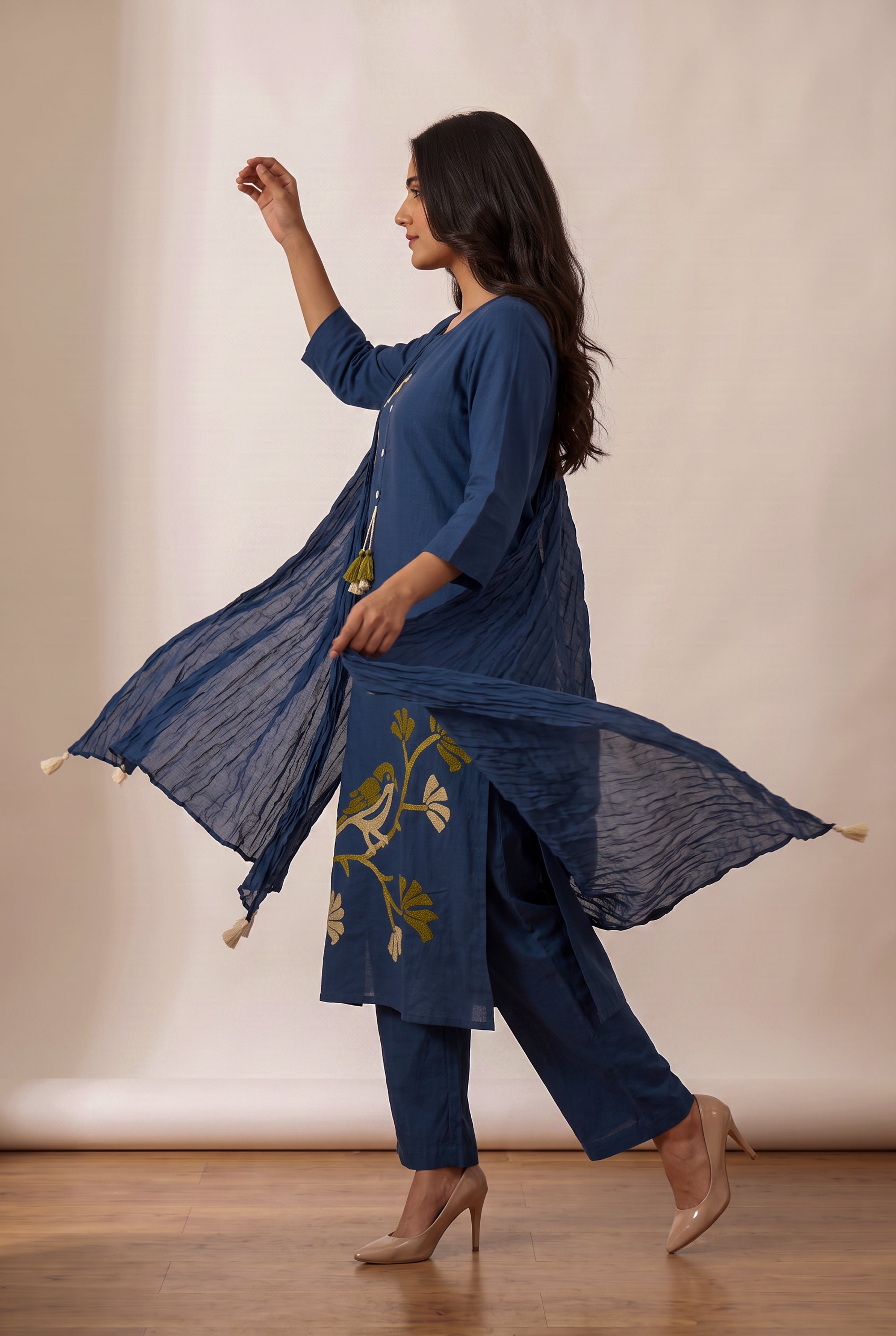 Blue Bird Printed Cotton Flex Kurta Set with Crushed Tassel Detail Dupatta & Straight Pants