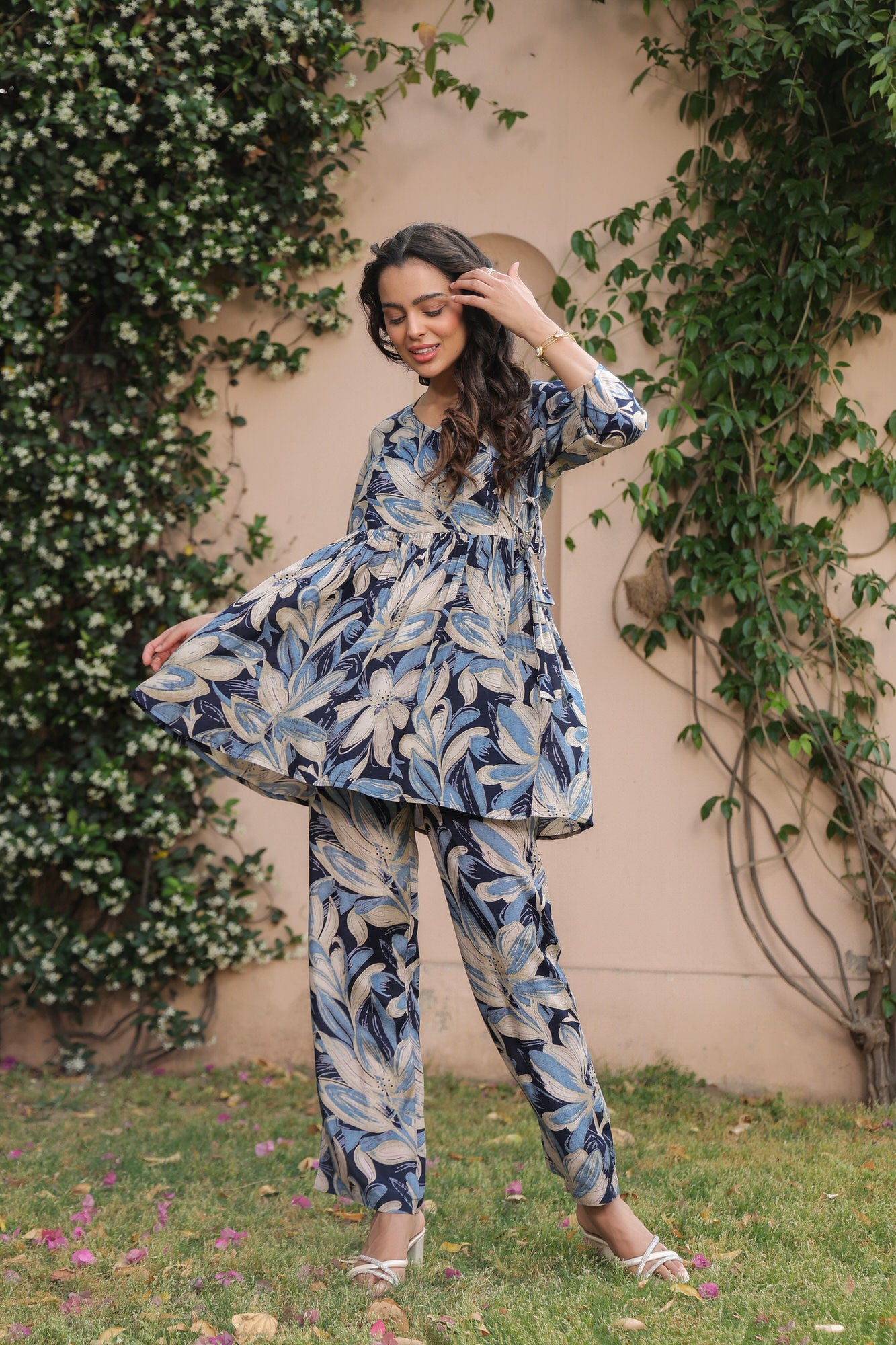 Daisies by the Bay Russian Silk Co-ord Set