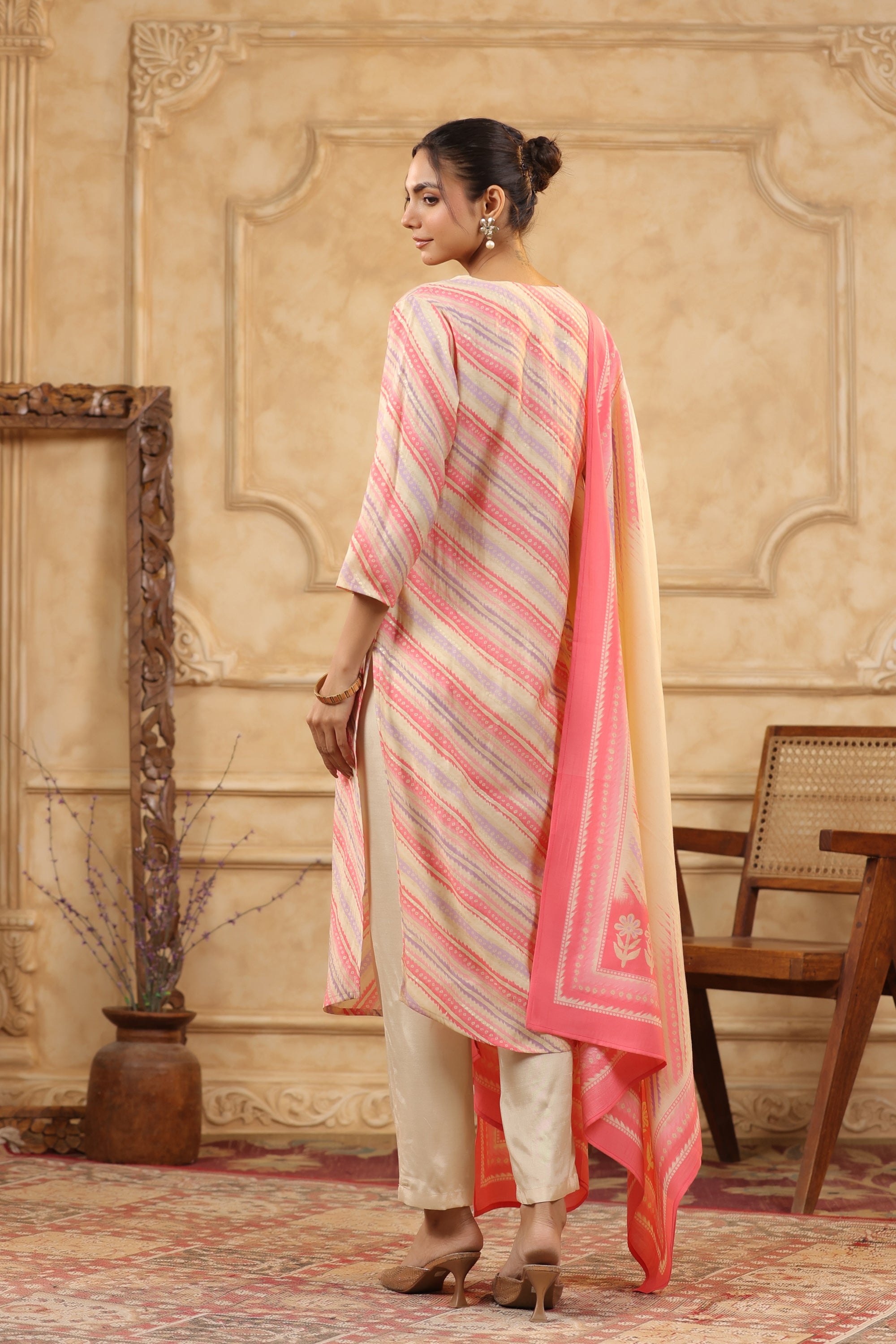 Blush Pink Diagonal Stripe Printed Russian Silk Kurta Pant Set with Dupatta