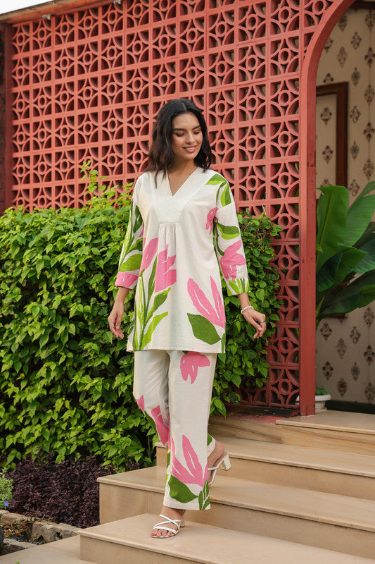 Elegant Blush Beige Floral Printed Cotton Flex Co-ord Set
