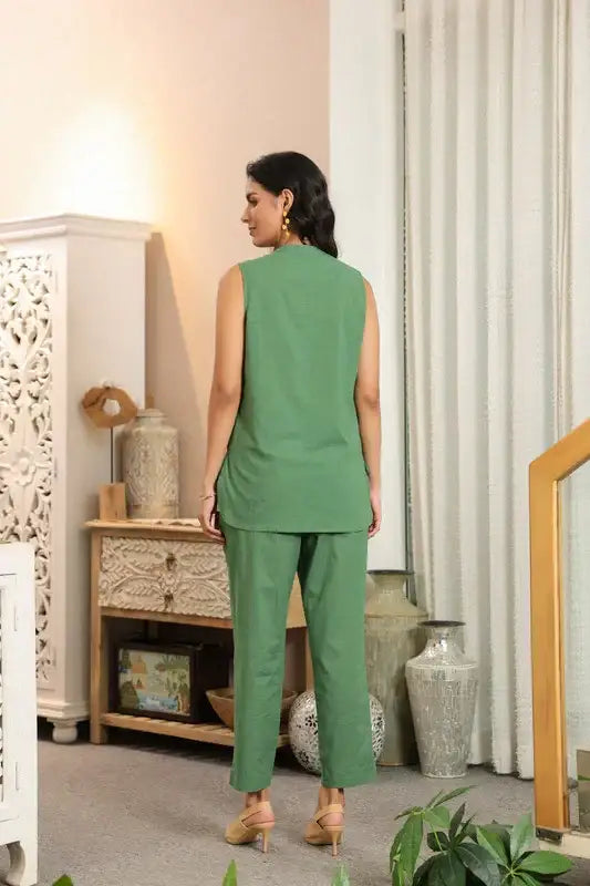 Solid Green Sleeveless Cotton Co-ord Set