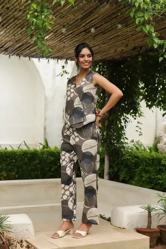 Brown Polka Dot Sleeveless Cotton Flex Co-ord Set