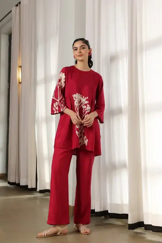 Regal Red Leaf Russian Silk Co-ord set