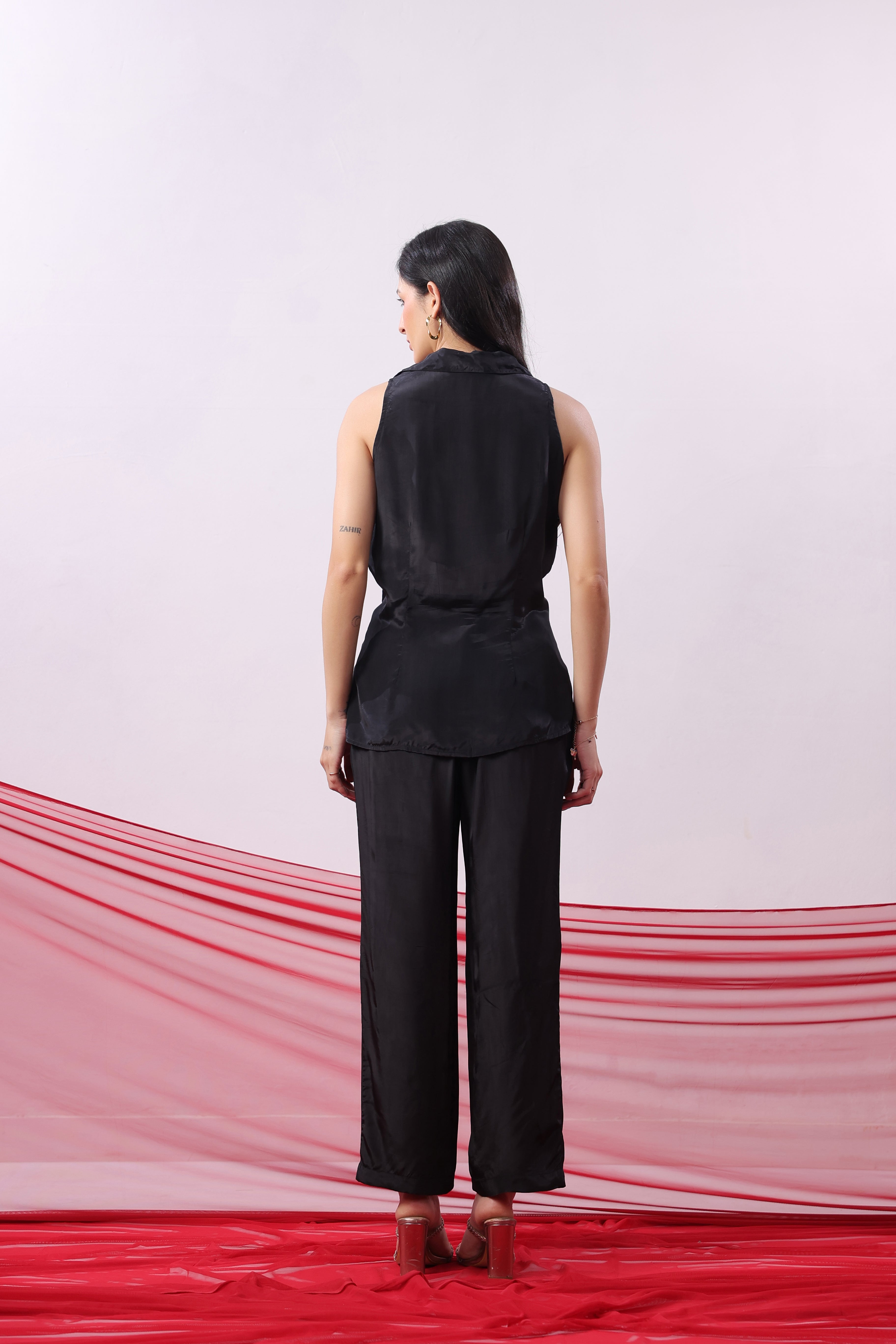 Black Solid Front Knot Sleeveless Co-ord Set