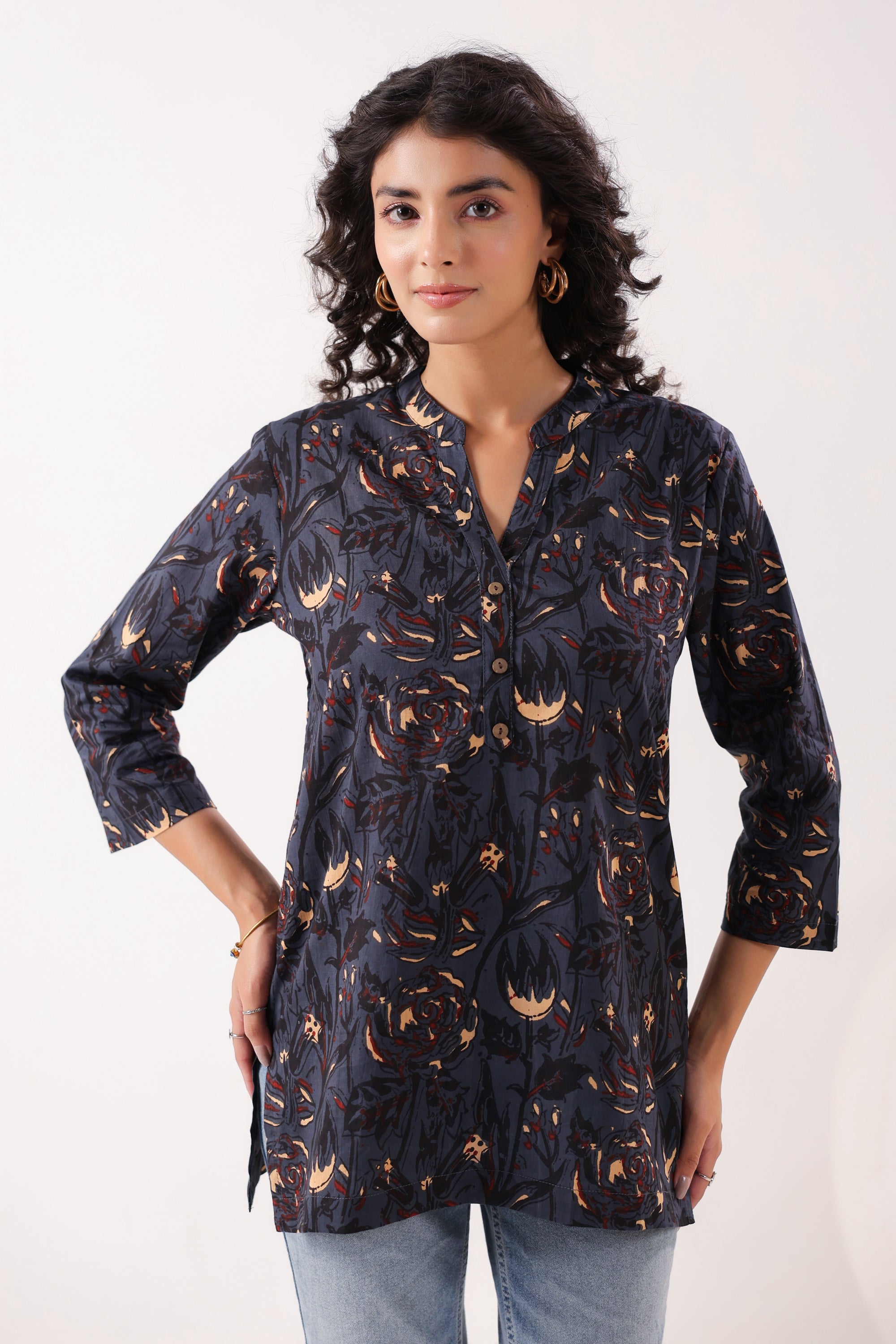 EarthLeaf Relaxed Grey Cotton Top