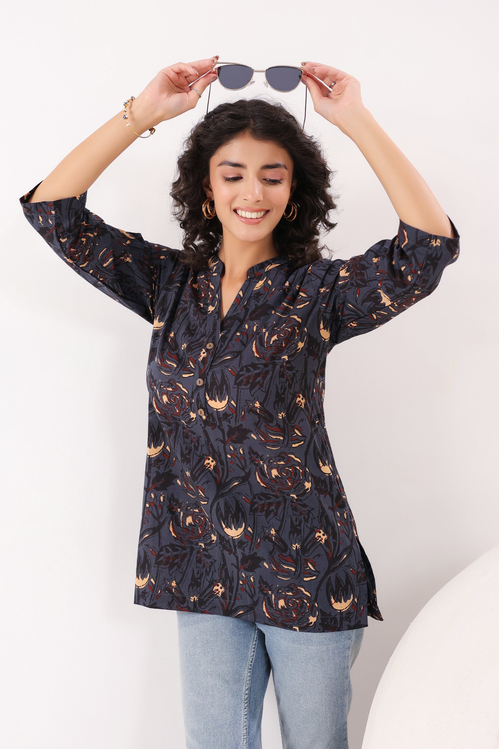 EarthLeaf Relaxed Grey Cotton Top