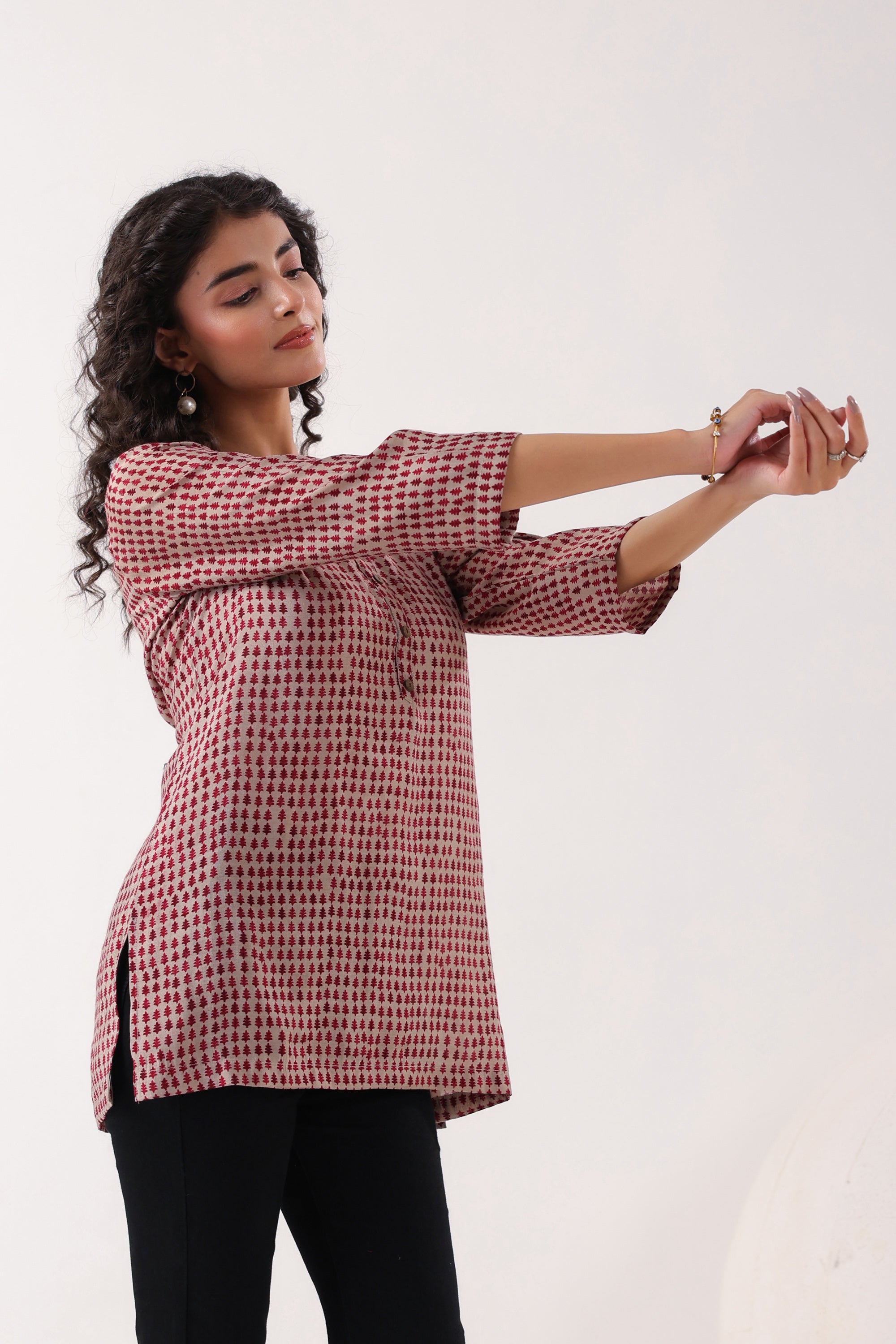 Red & Pink Geometric Muslin Top