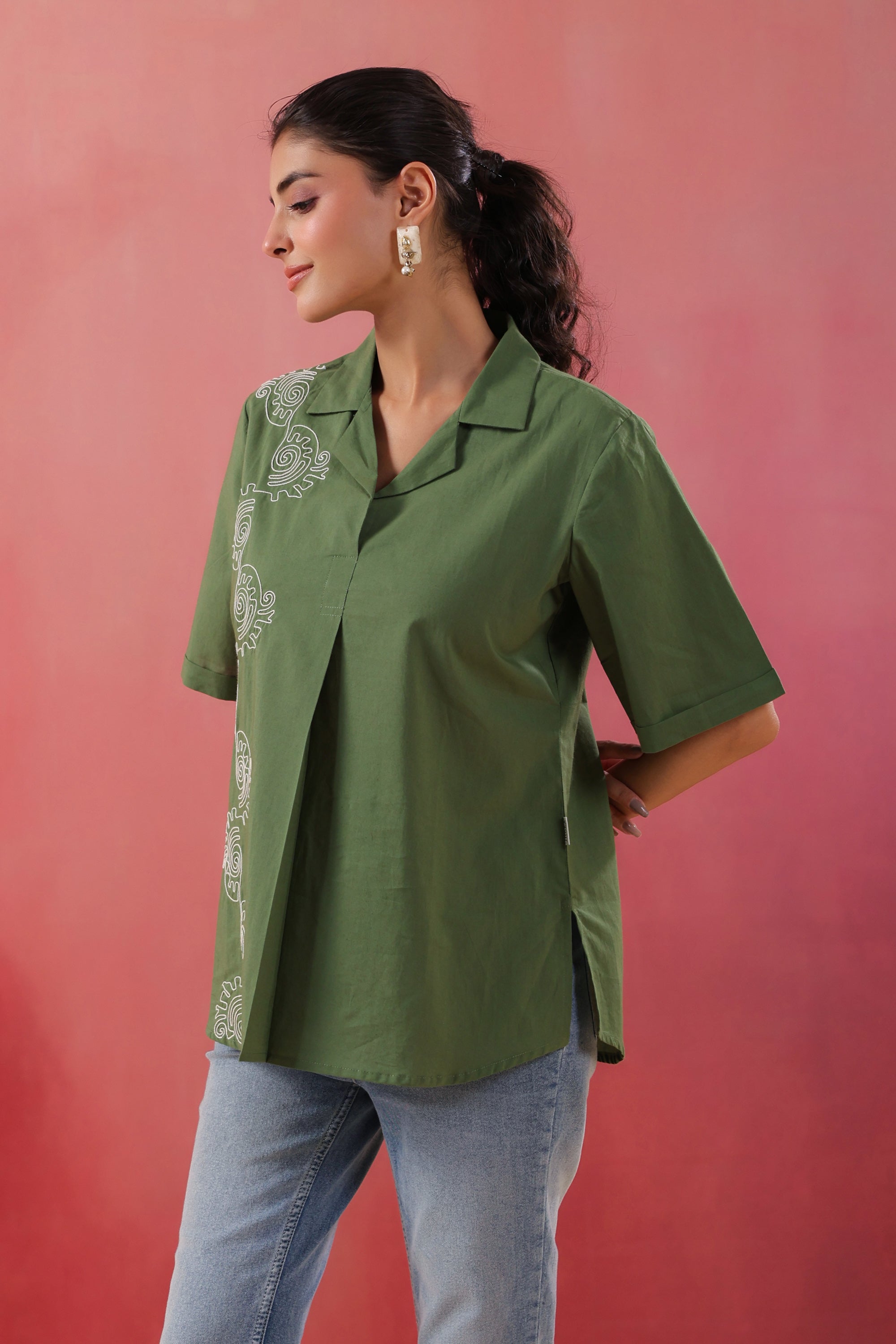 Abstract Swirl Collared Cotton Green Top