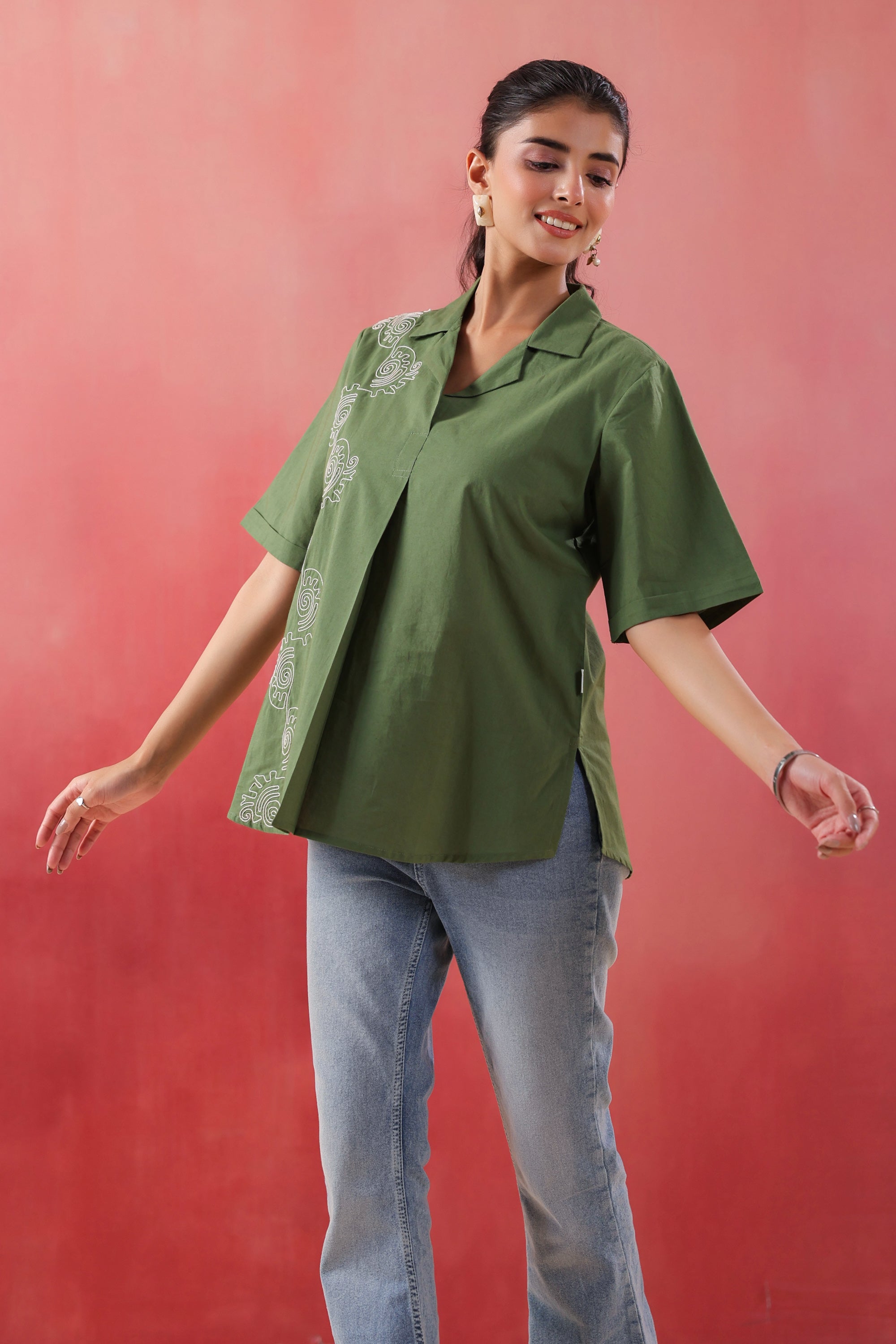 Abstract Swirl Collared Cotton Green Top