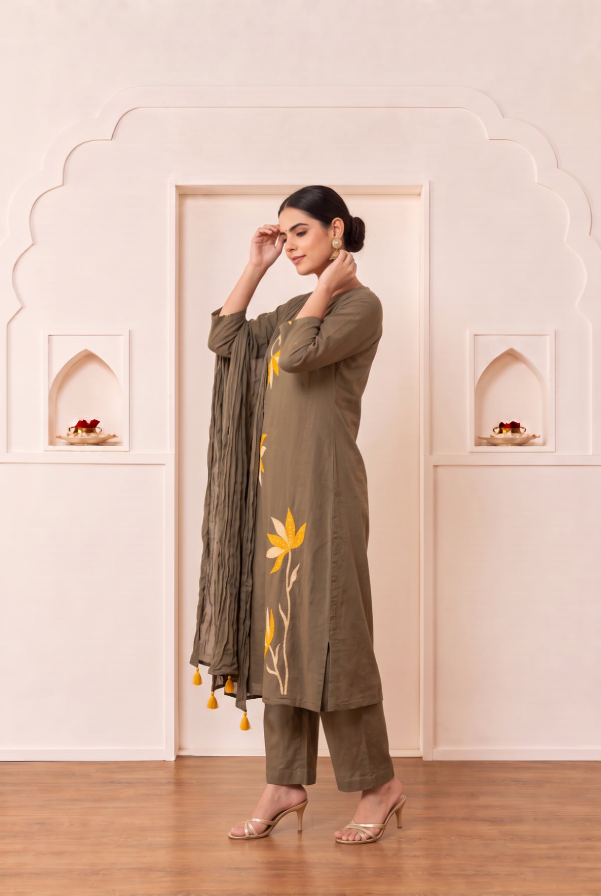 Brown Floral Leaf Embroidered Cotton Kurta Set with Dupatta