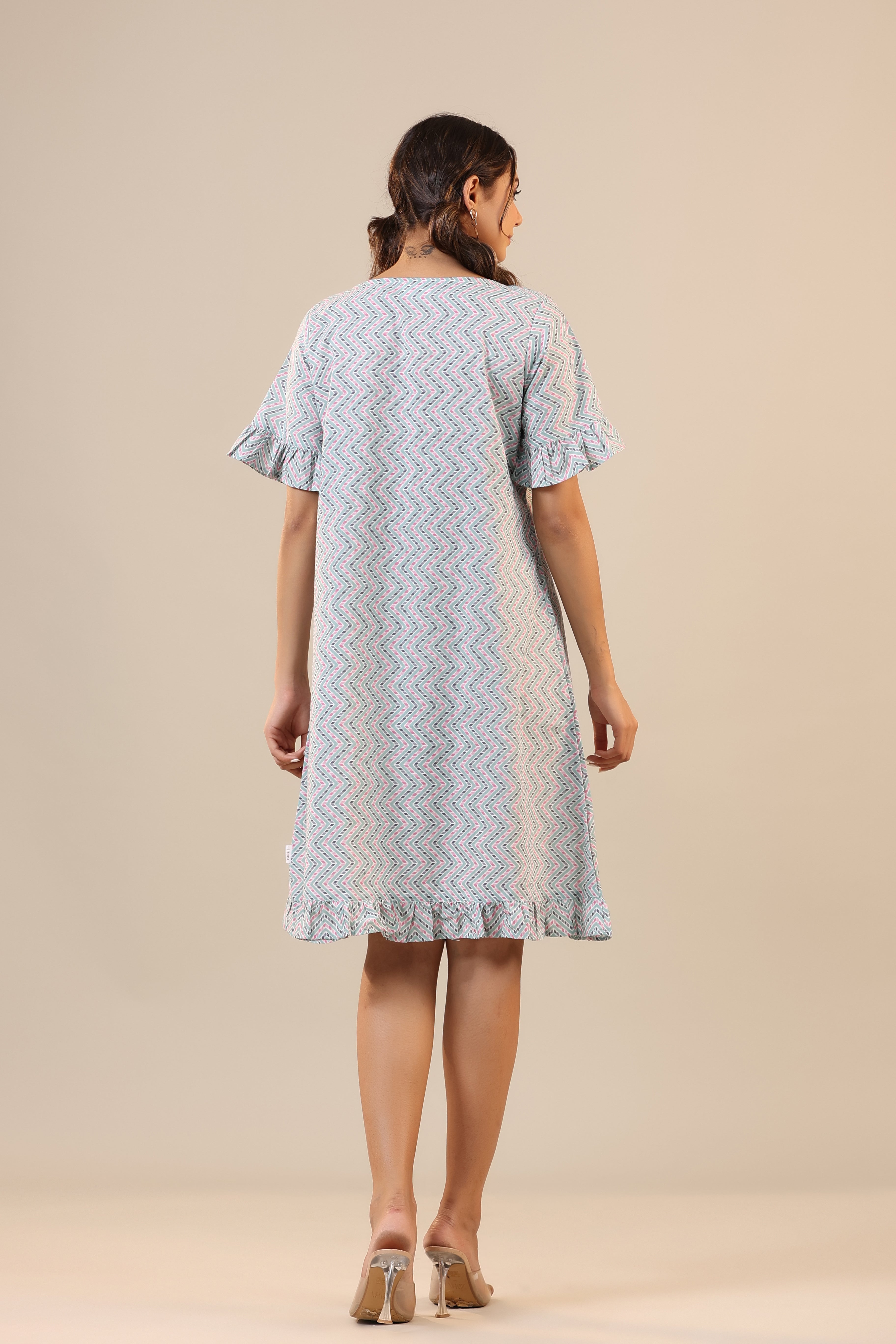 Parallel Zigazag Stripes on Light Blue Cotton T-shirt Dress