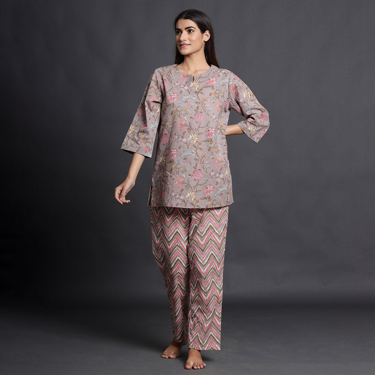 Floral Mosaic With Mountain Stripes Contrast Loungewear JISORA