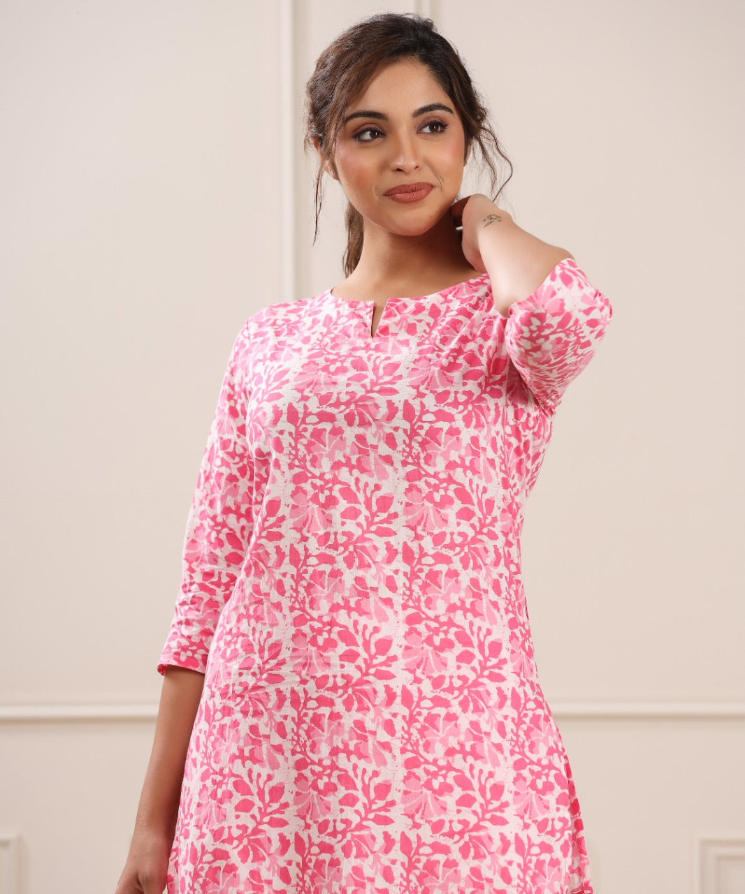 Daabu floral on White Cotton Palazzo Loungewear Set