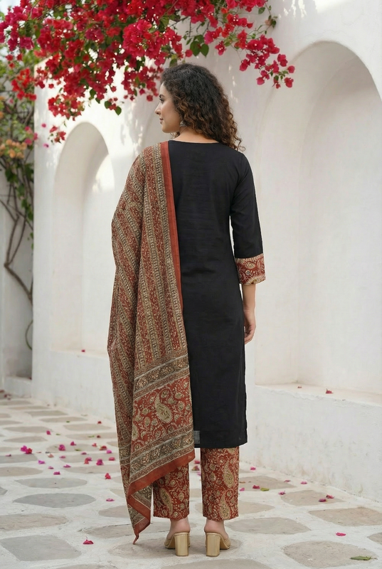 Classic Black Ethnic Kurta Set with Printed Dupatta