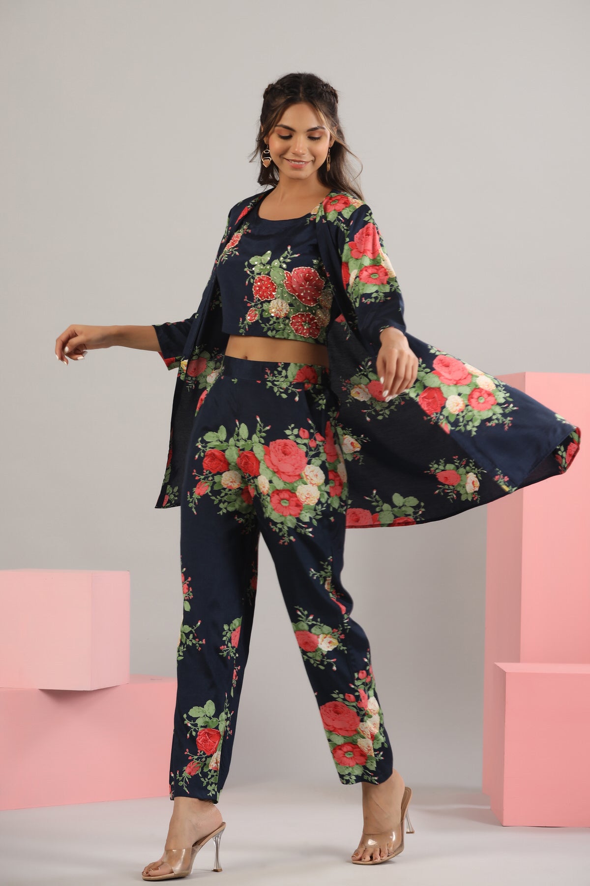 Floral Bouquet on Blue Russian Silk Three Piece set