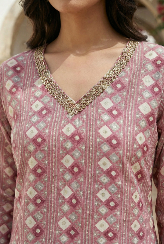 Dusty Pink Printed Russian Silk Straight Kurta Set with Floral Dupatta & Cream Palazzo Pants