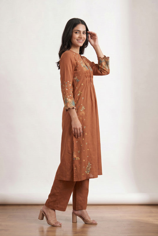 Peach Ethnic Floral Designer Embroidered Cotton Flex Kurta with Relaxed Pants