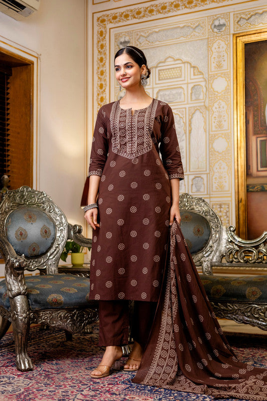 Brown Ethnic Print Kurta Pant Set with Contrast Border Dupatta