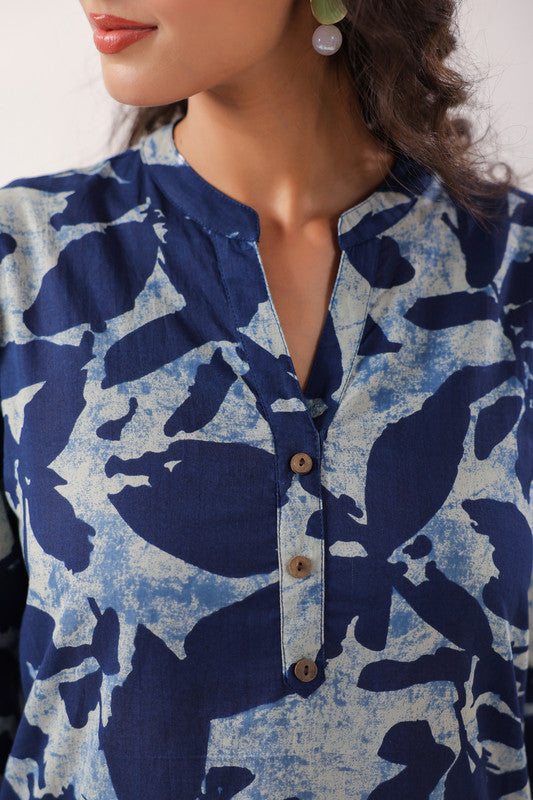 Blue Leaf-Pattern Cotton Top