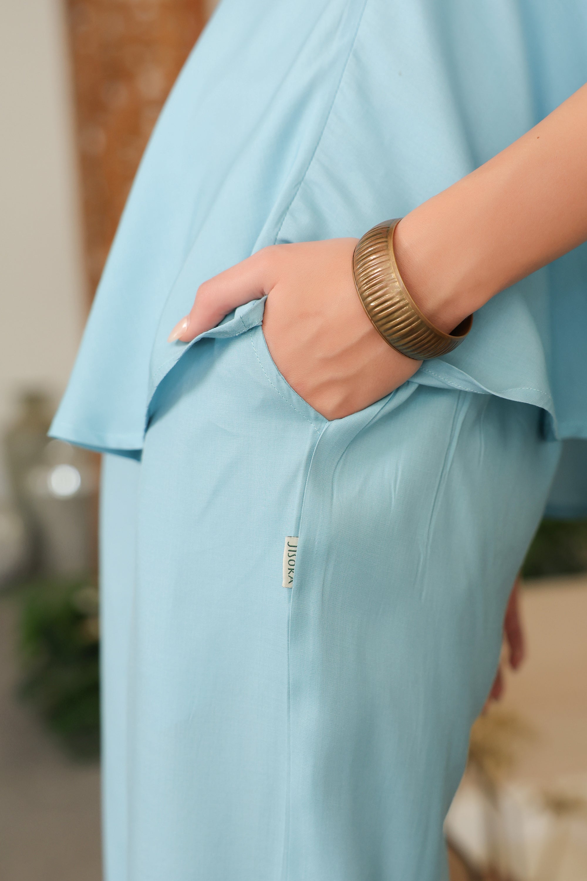 Aqua Grace Sleeveless Russian Silk Co-ord Set