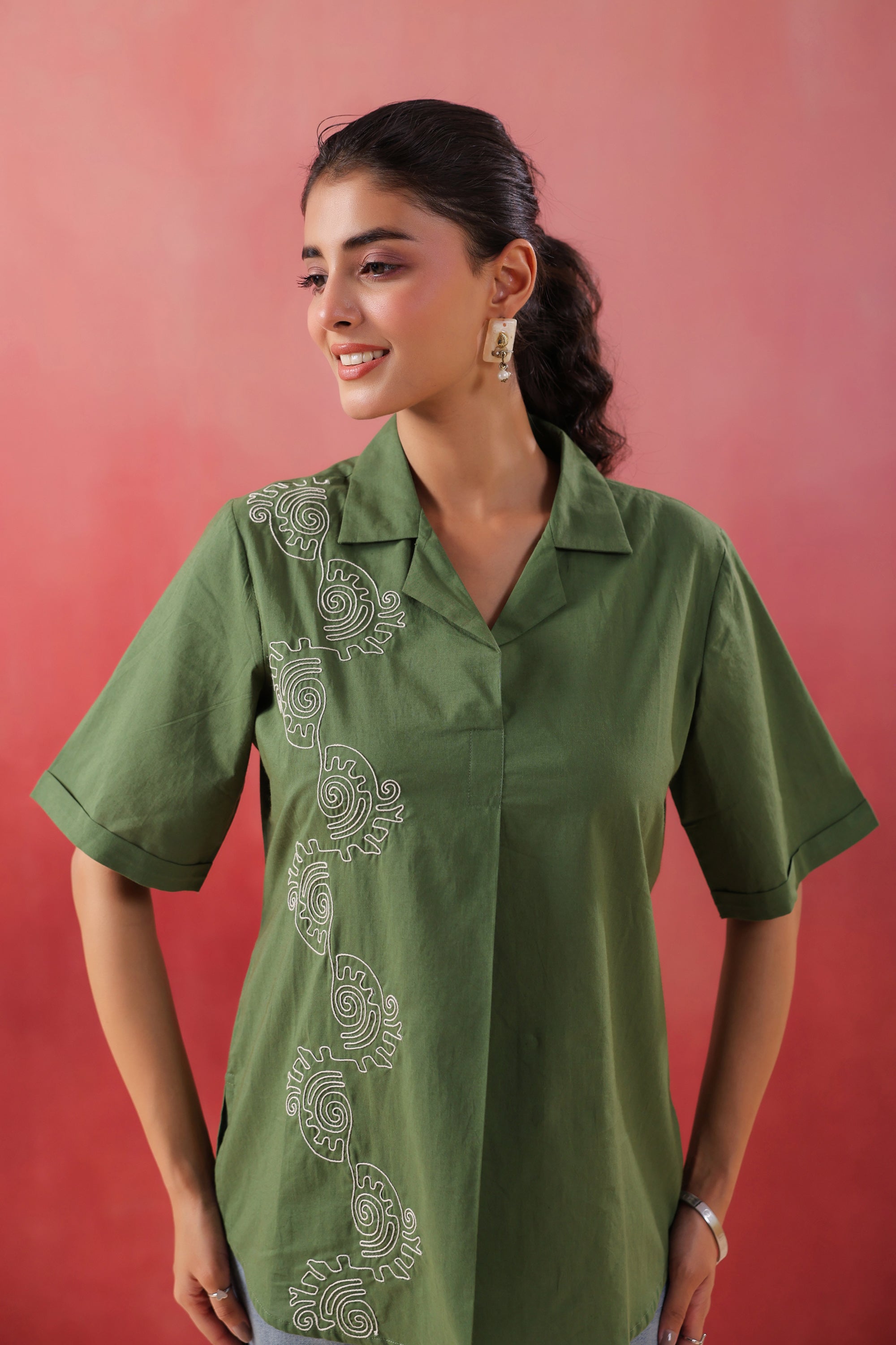 Abstract Swirl Collared Cotton Green Top