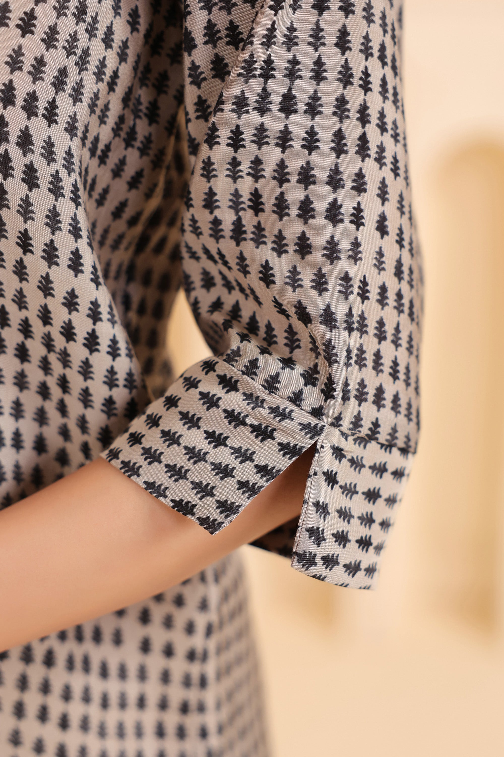 Mocha Mini Motif Everyday Muslin Silk Shirt