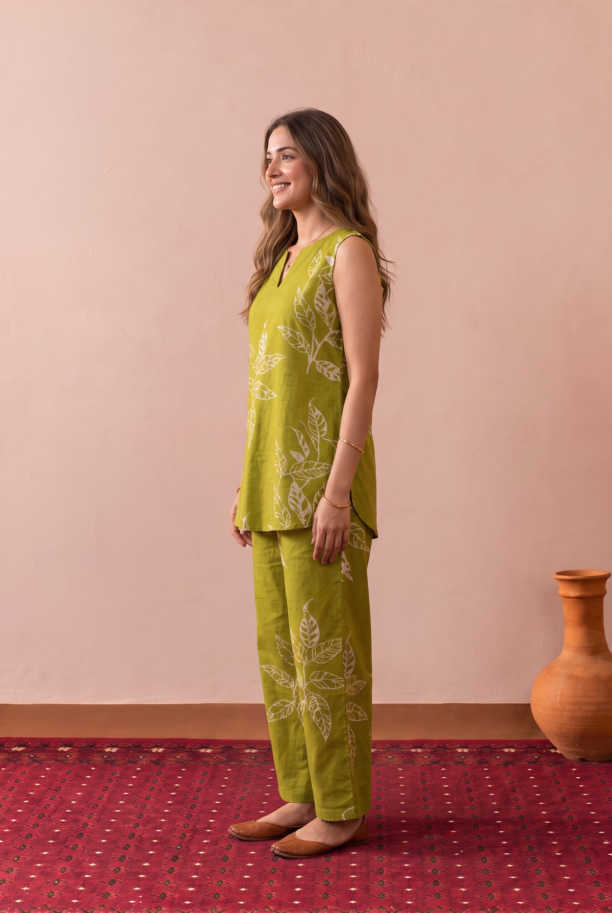 Green Tropical Leaf Outline Printed Cotton Co-ord Set