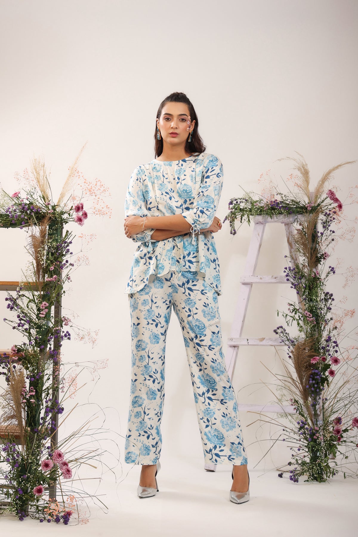 Blue Rose Muslin Silk White Co-ord Set