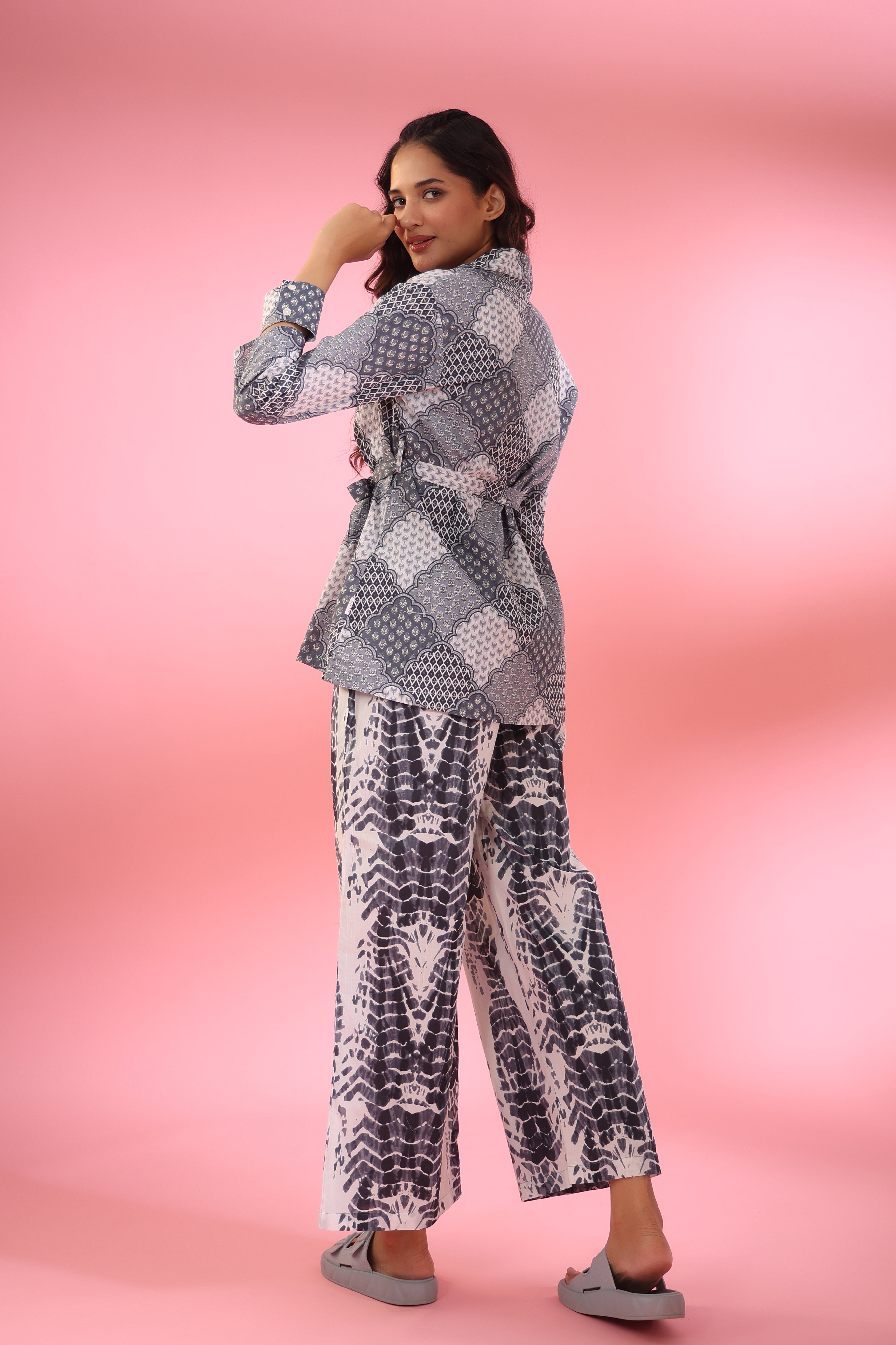 Tie and Dye Print with Jharokha Shrug Cotton Three piece Set