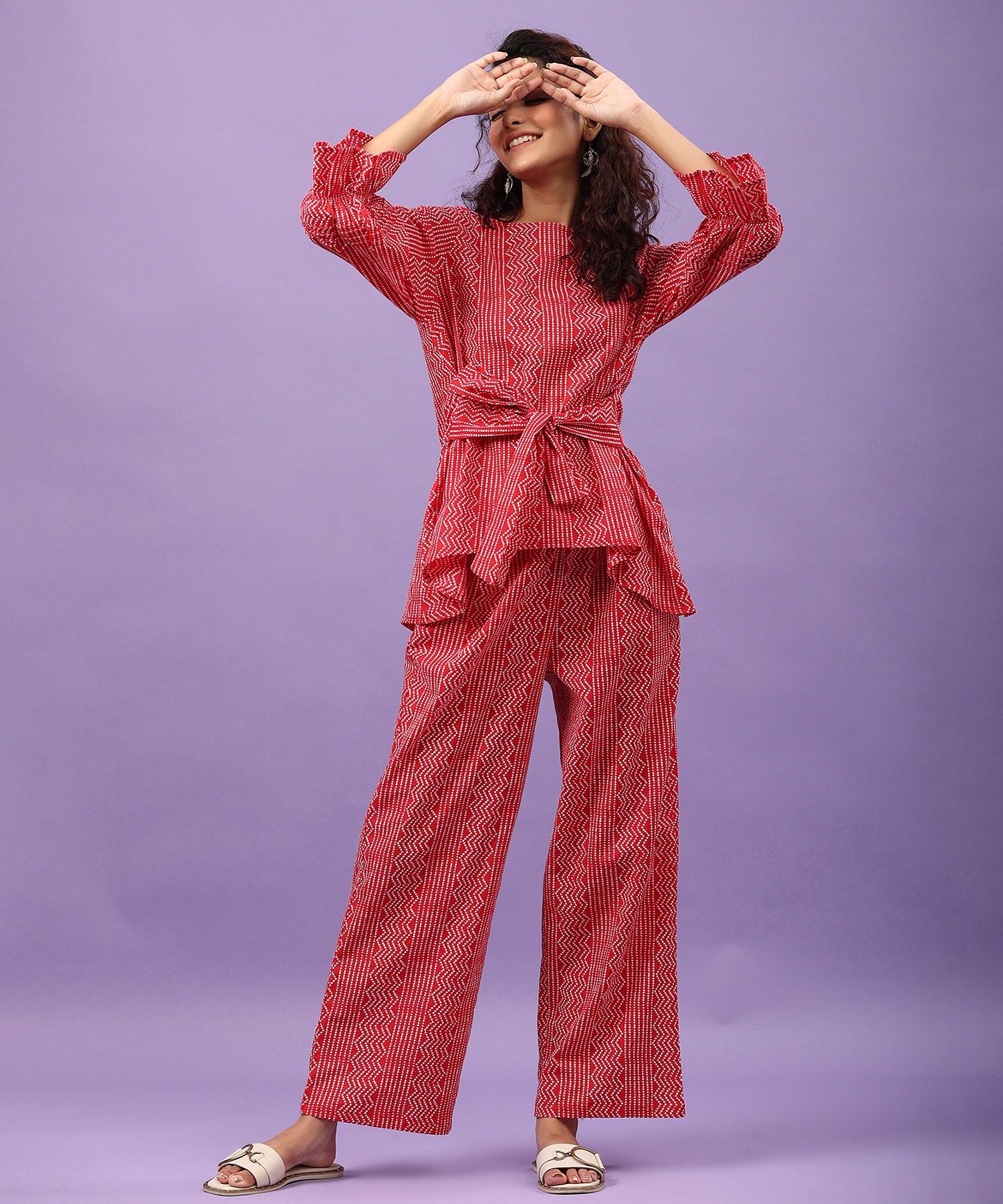 Zigzag Bhandej on Cotton Red Front Tie-up Co-ord Set