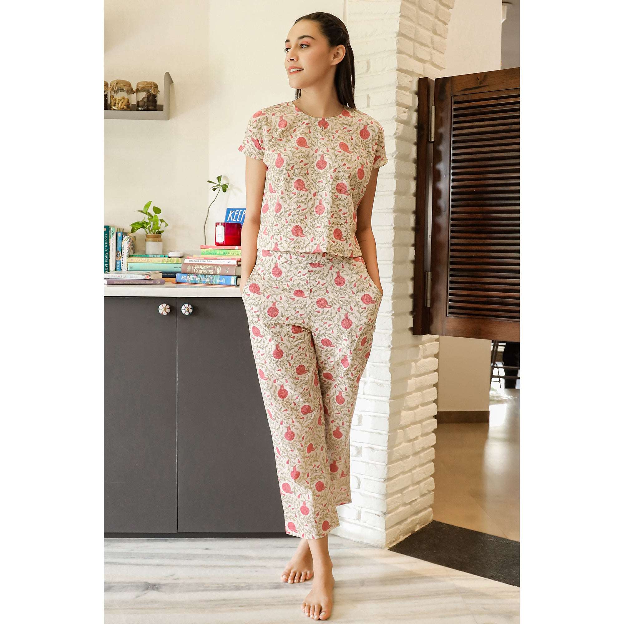 Dahlia Mosaic on Light Pink Loungewear Set