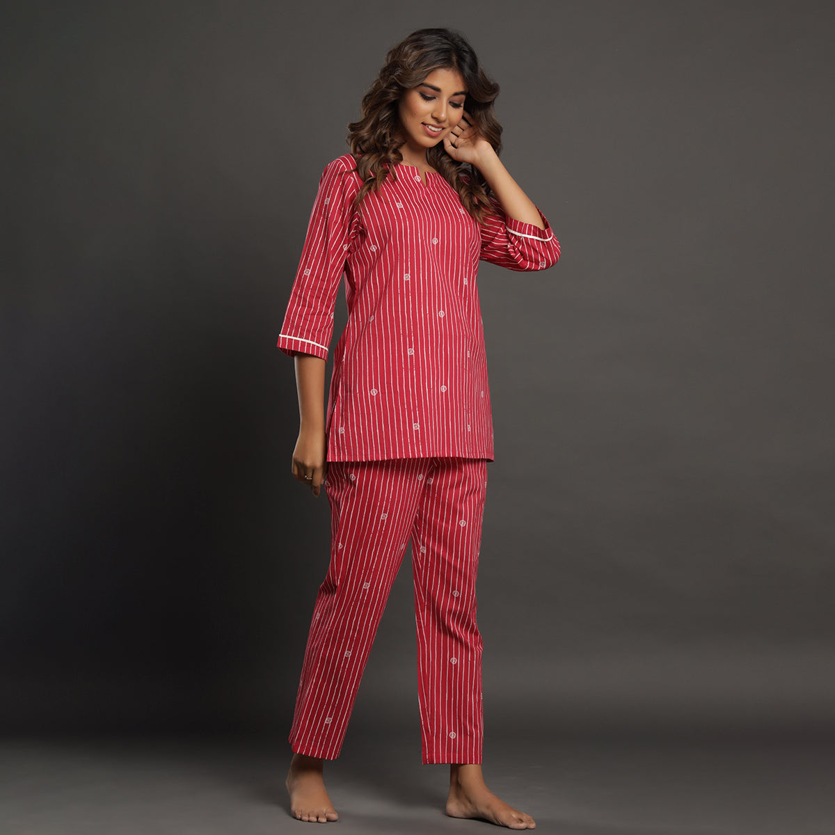 Stroked Rings on Coral Loungewear JISORA