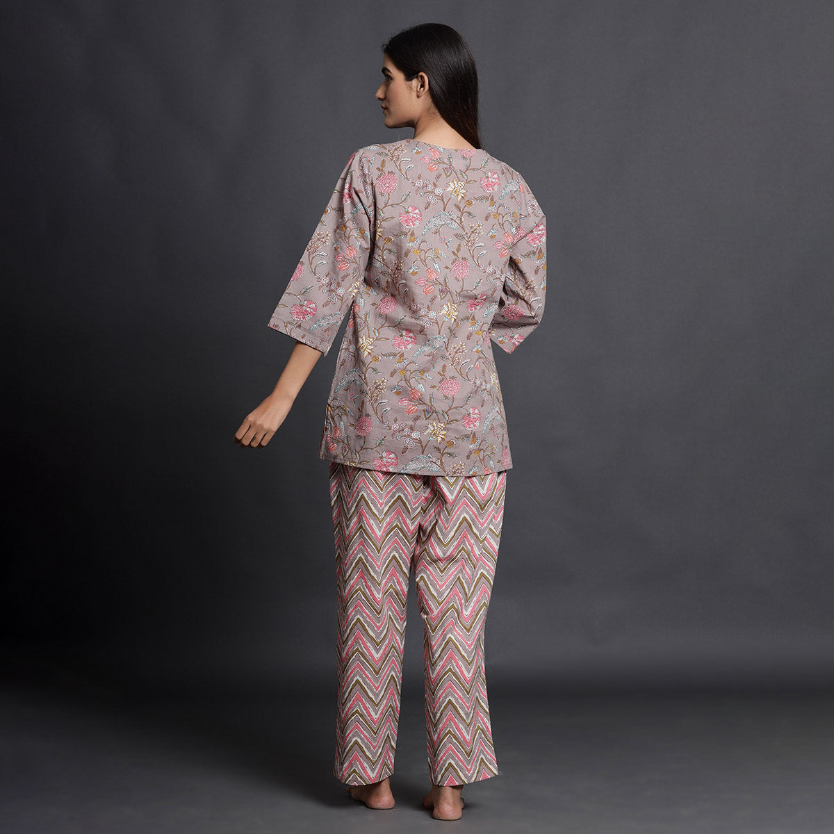 Floral Mosaic With Mountain Stripes Contrast Loungewear JISORA