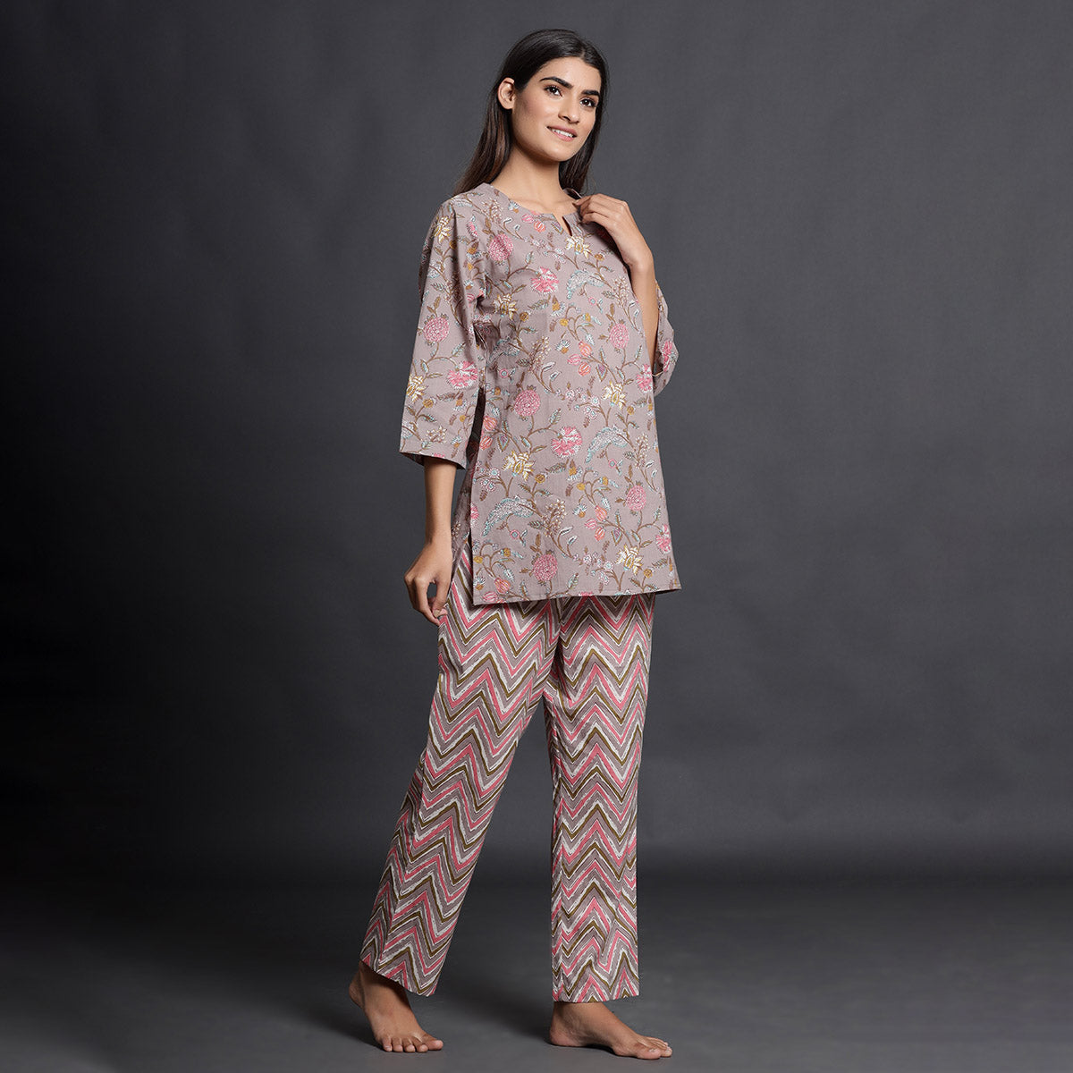 Floral Mosaic With Mountain Stripes Contrast Loungewear JISORA