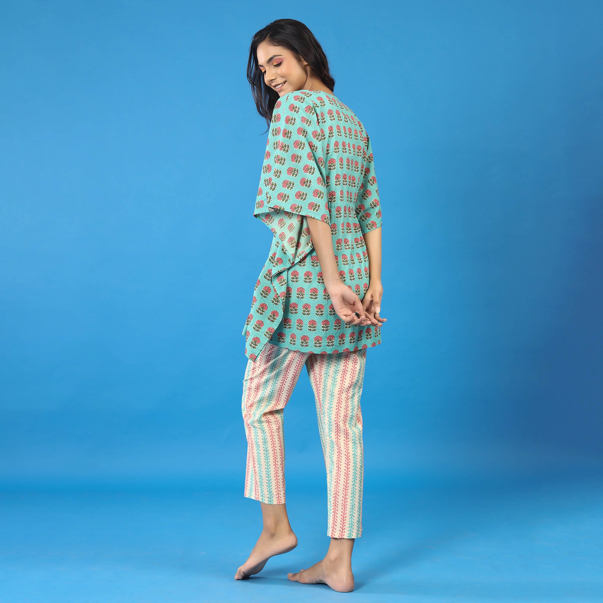 Blossoms with Contrast Stripes on Blue Kaftan Pyjama