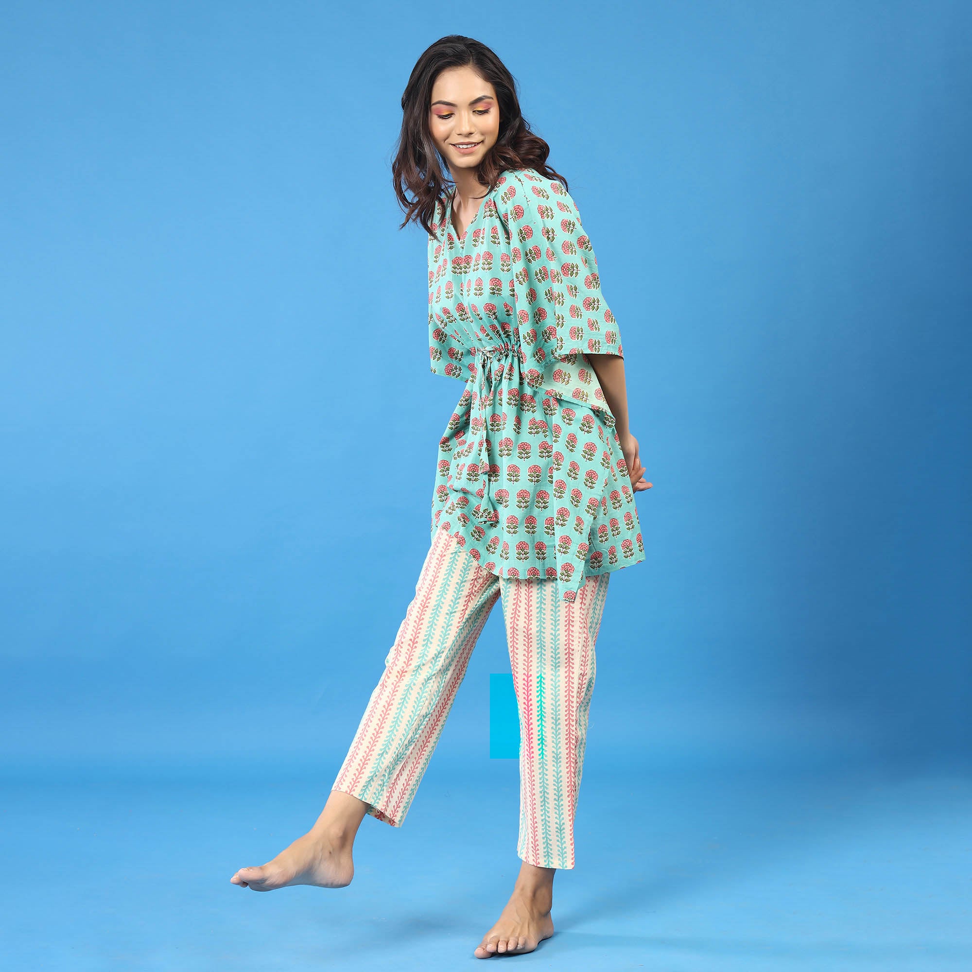 Blossoms with Contrast Stripes on Blue Kaftan Pyjama