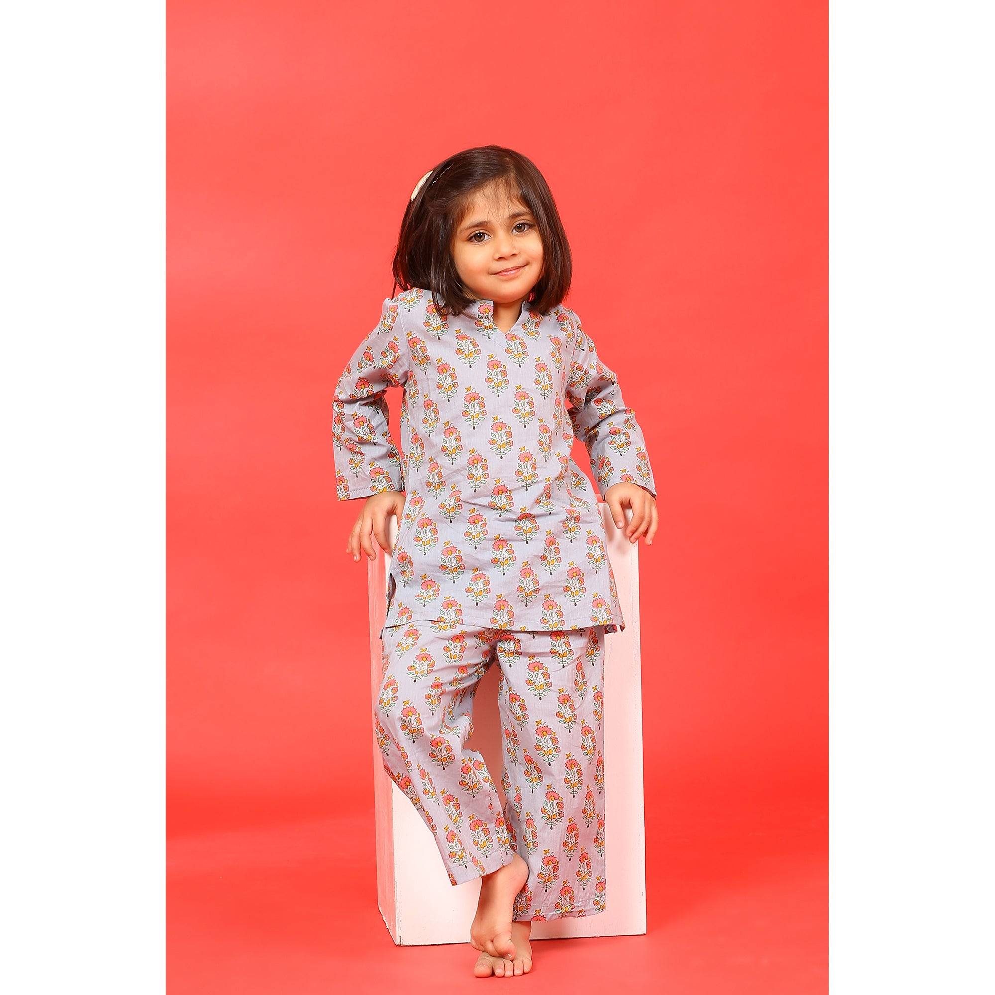 Bouquet Motif on Grey Kids Loungewear Set