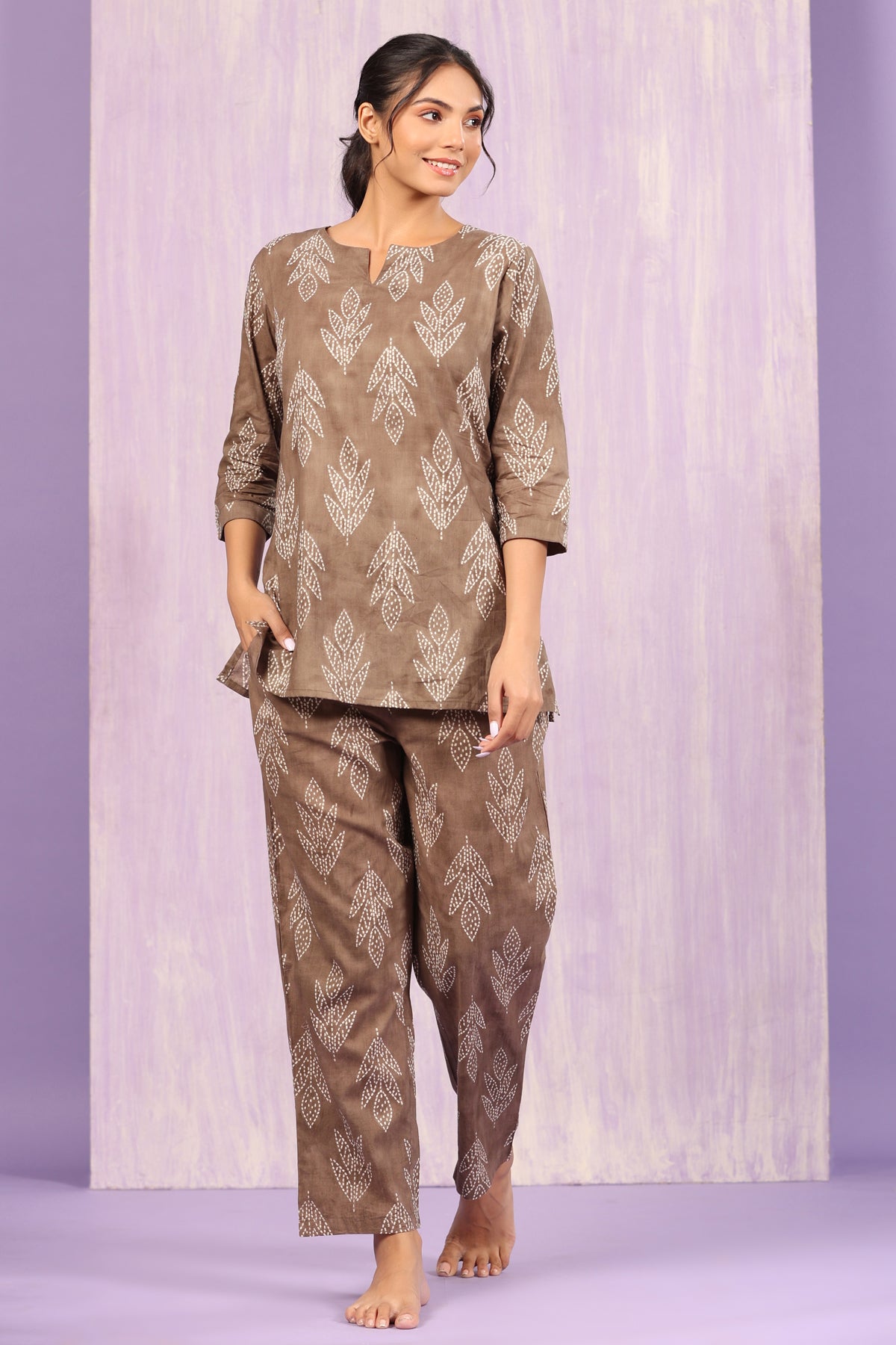 Flowing Tulips on Brown Loungewear Top Set