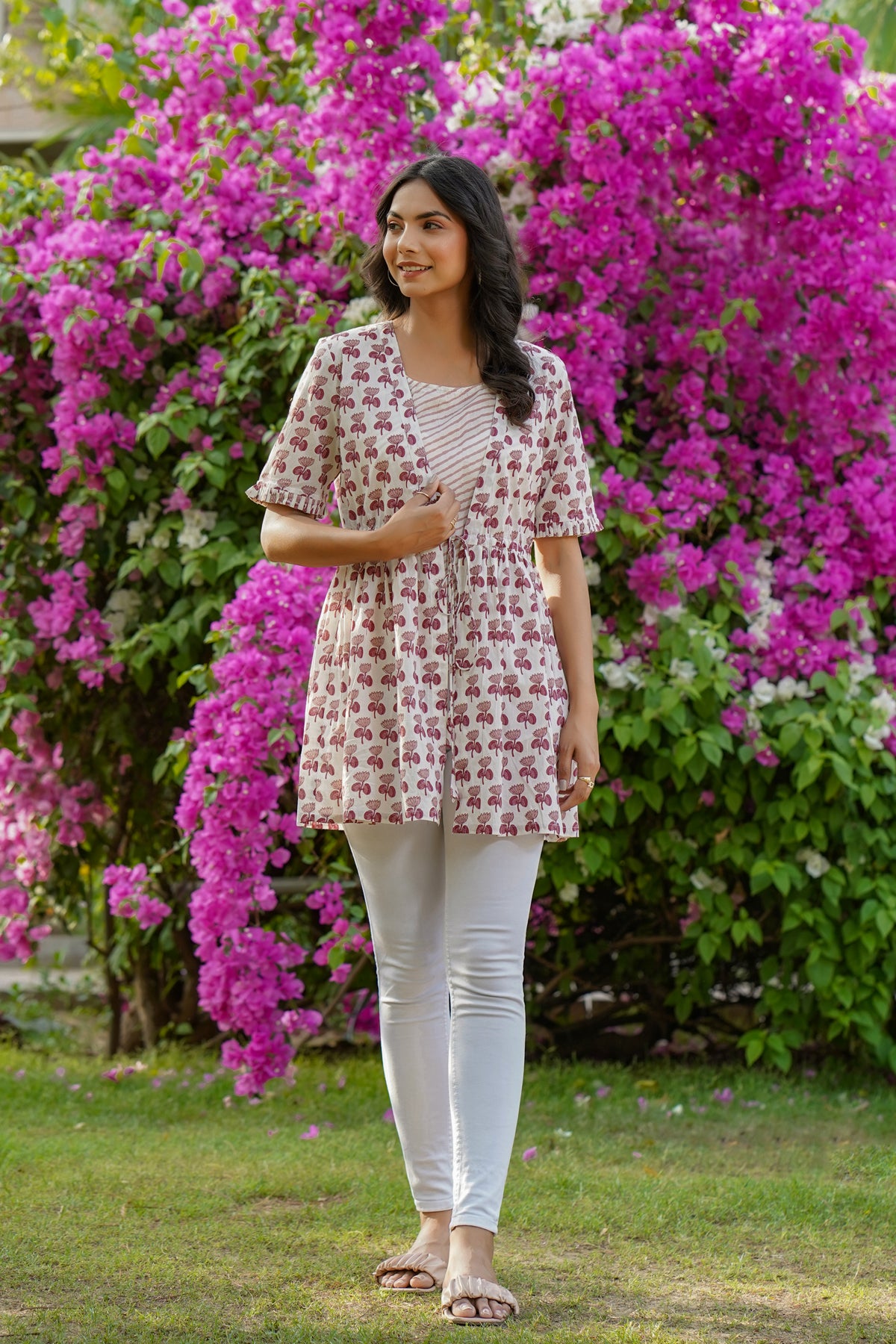 Poppy with striped inner on Off-white Short kurti