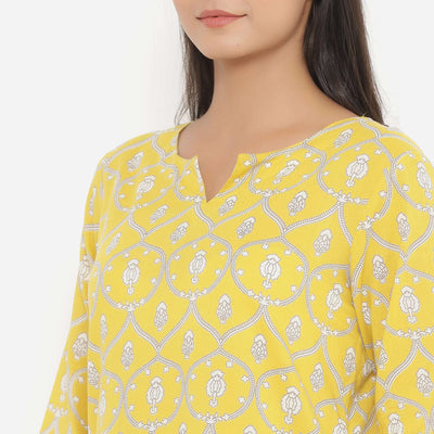Chandelier Print On Yellow Loungewear