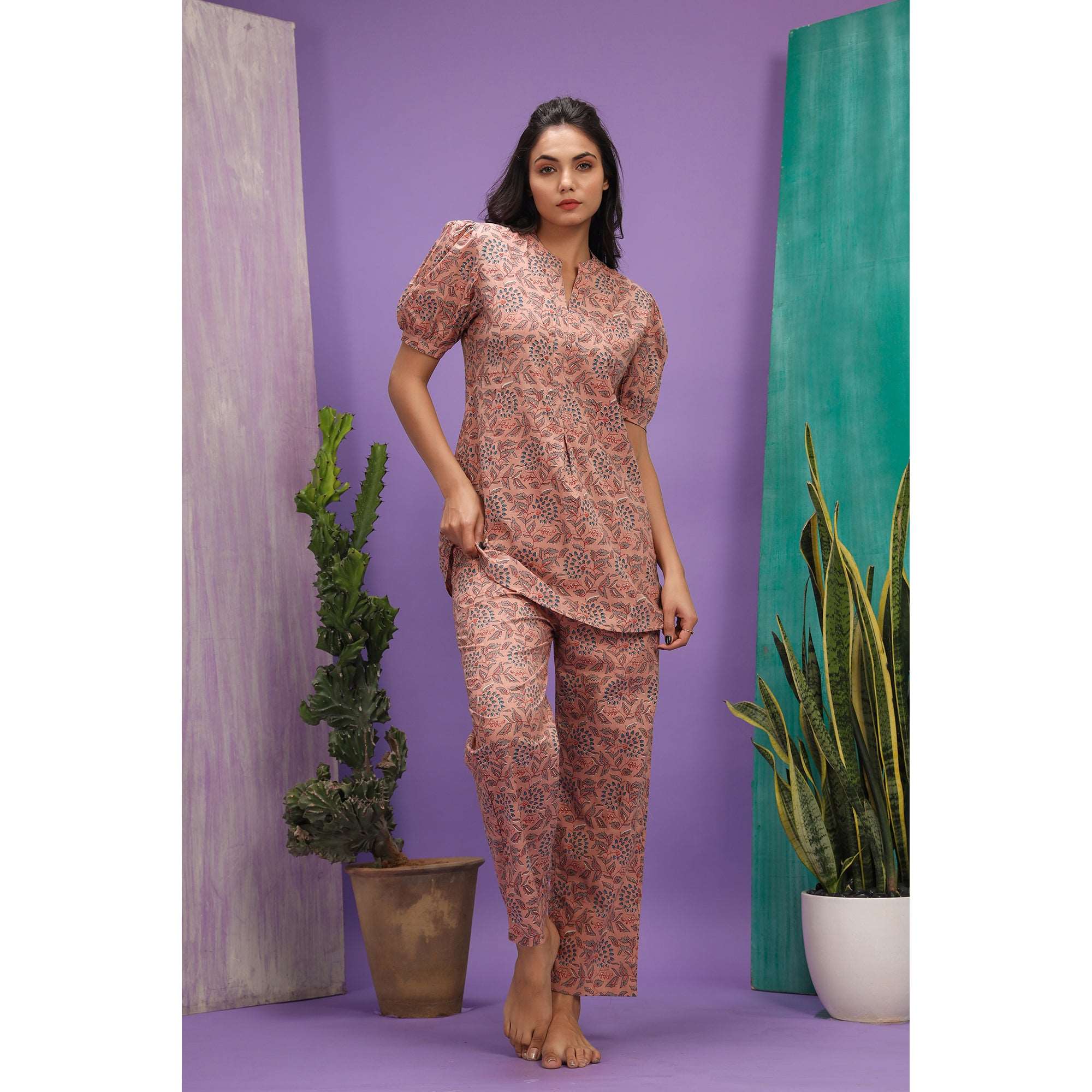 Delicate Jaal On Peach Loungewear