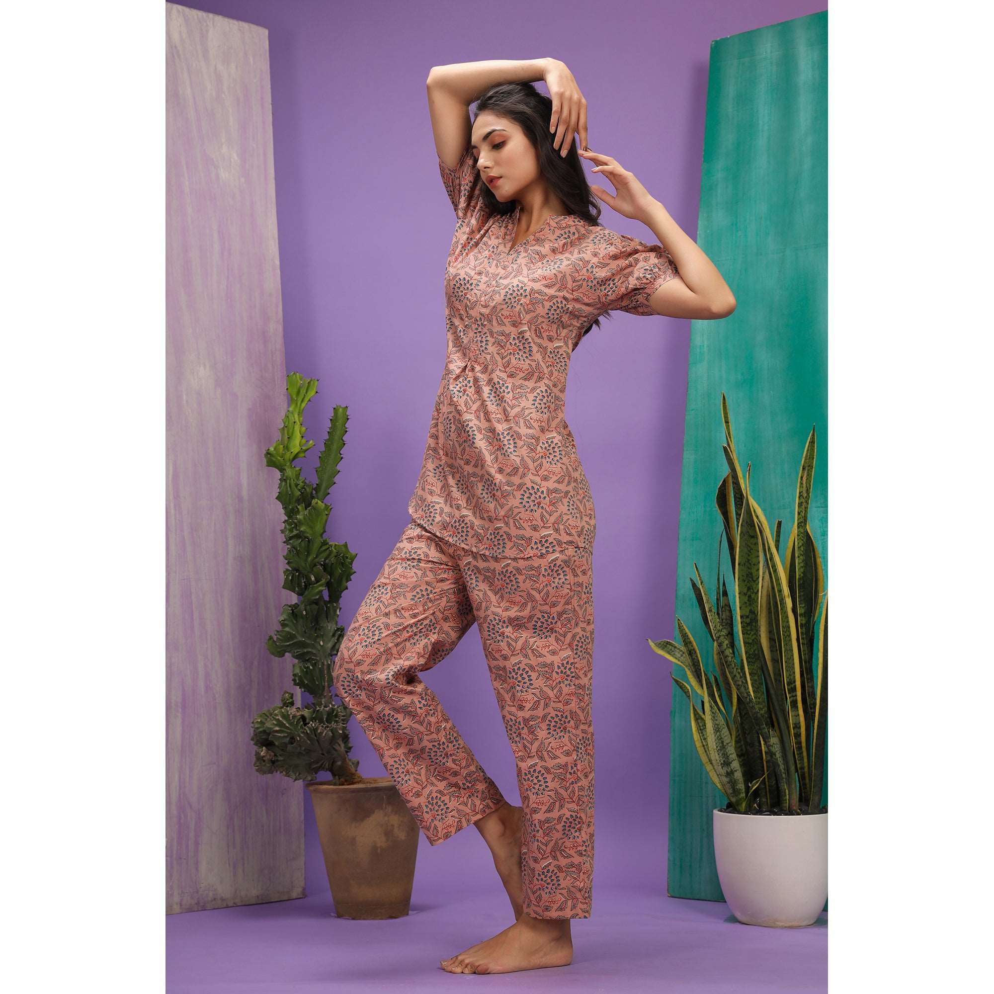 Delicate Jaal On Peach Loungewear